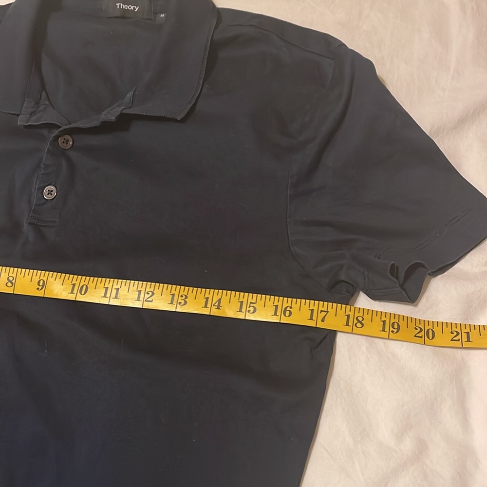 THEORY Polo. Size Medium - Picture 9 of 10